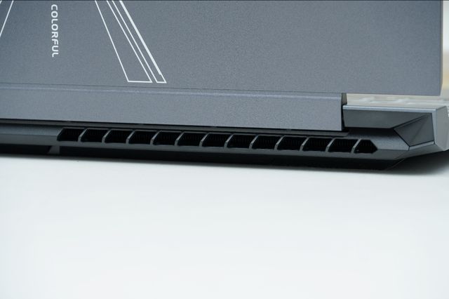 取舍有度高性价比 七彩虹隐星G15 隐姬游戏本首发测评(图11)